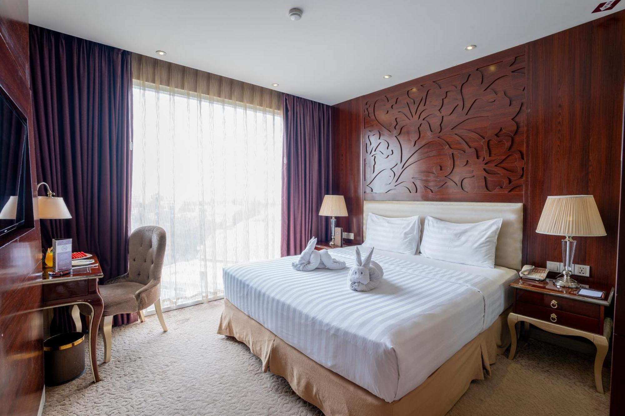 Belviu Hotel Bandung Exteriör bild