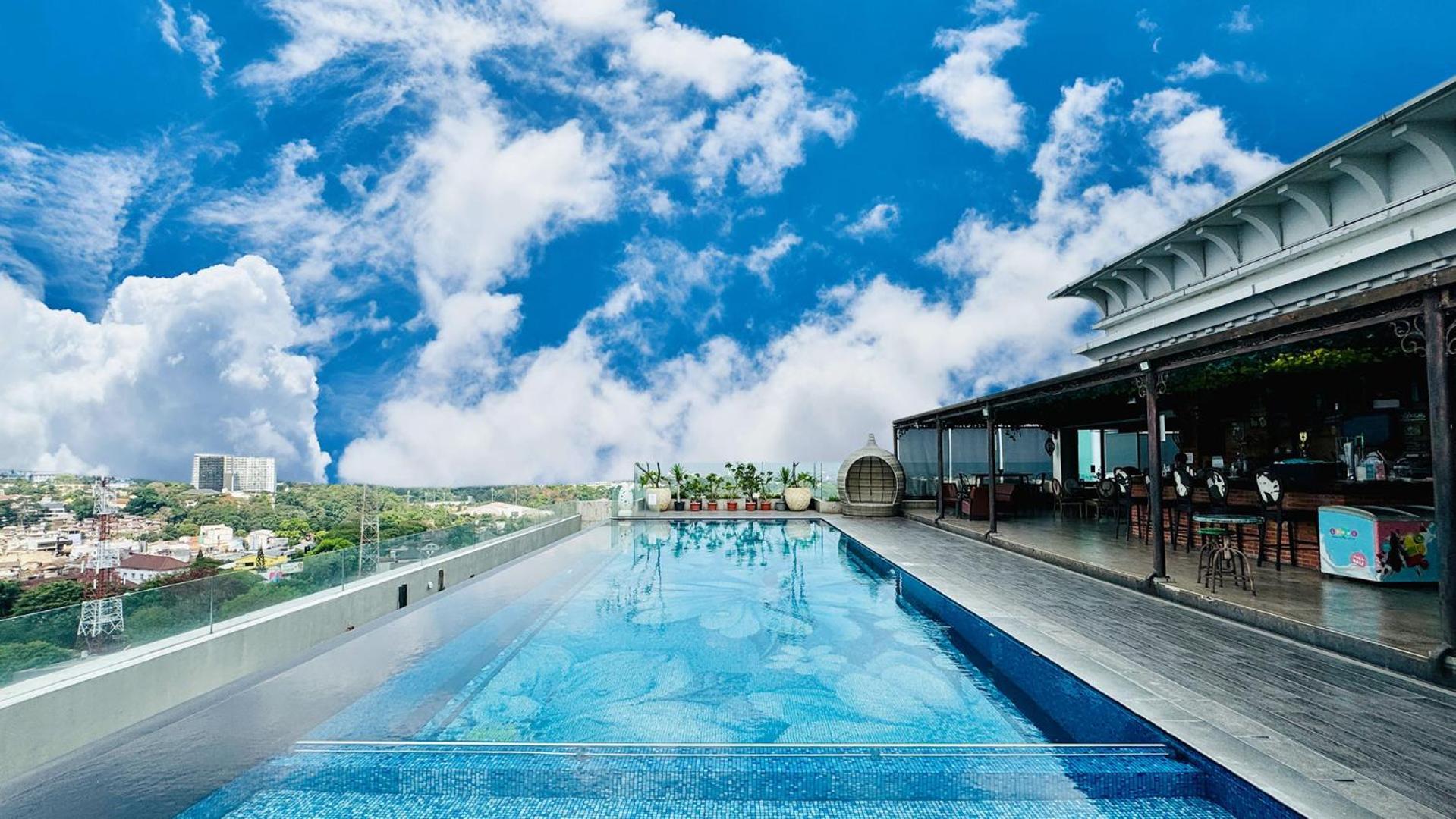 Belviu Hotel Bandung Exteriör bild